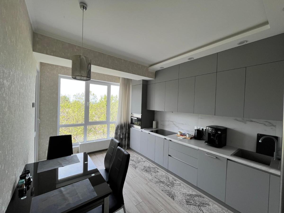 Dendrarium Park Apartment تشيسيناو المظهر الخارجي الصورة